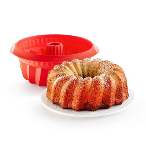 Molde Savarin de Silicona Platino 22 cm Color Rojo LEKUE 881305